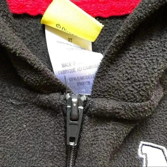 Mickey Mouse Footed Onesie Size 2T  With Hood - Picture 8 of 16